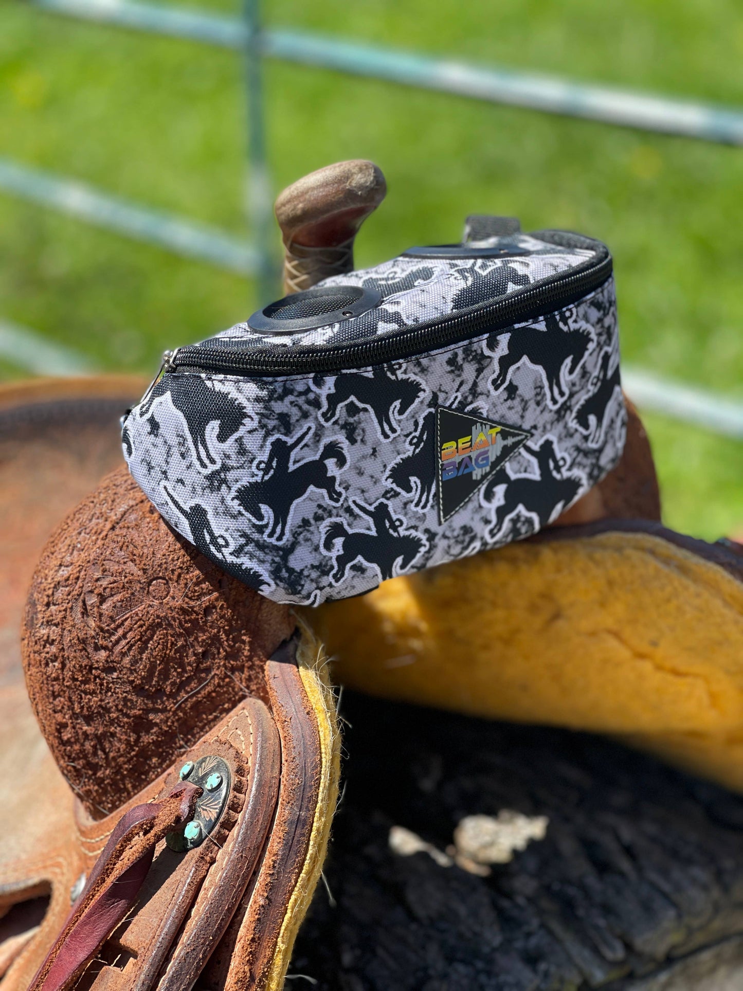 Schulz Equine Beat Saddle Bag